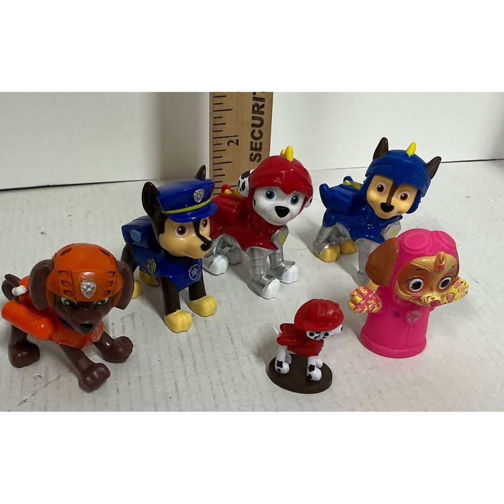 Paw Patrol Action Figure Lot Chase Marshall Zuma Skye Finger Puppet Toy Set